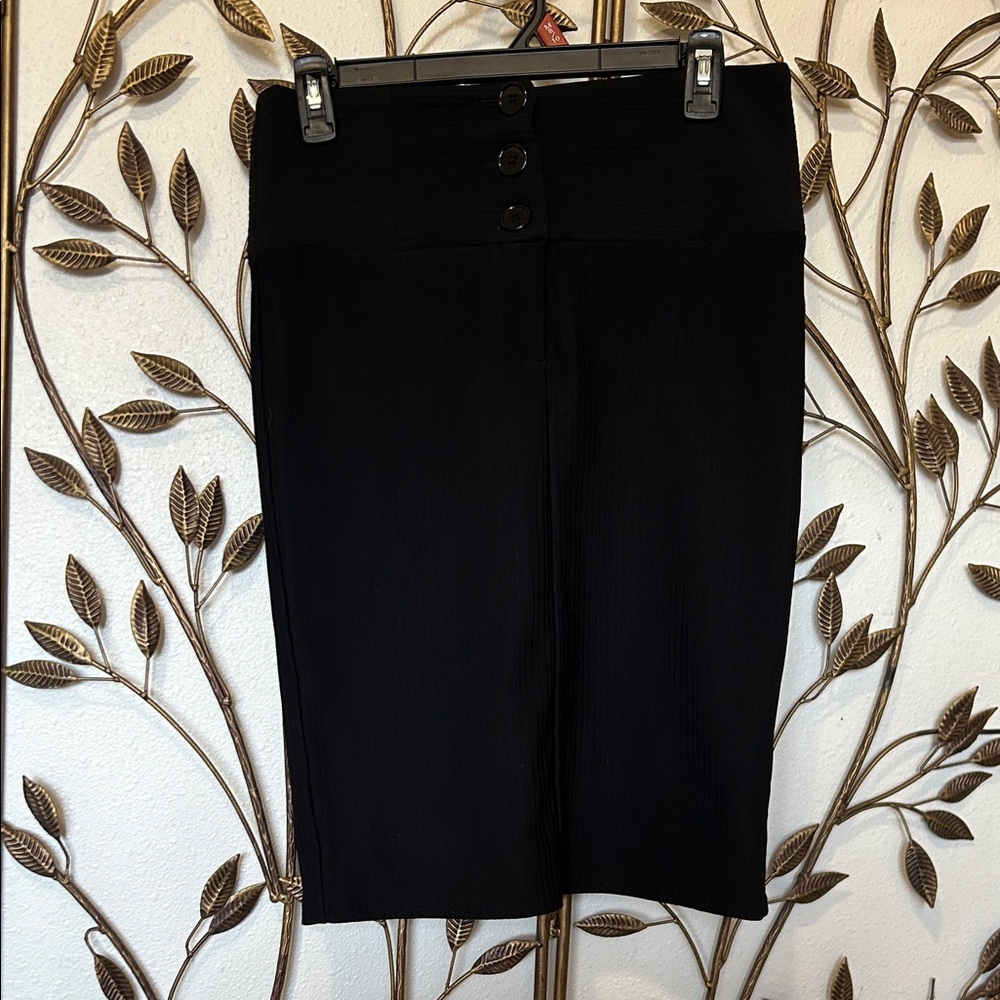 Black Ribbed High-Waist Pencil Skirt with Button Waist
